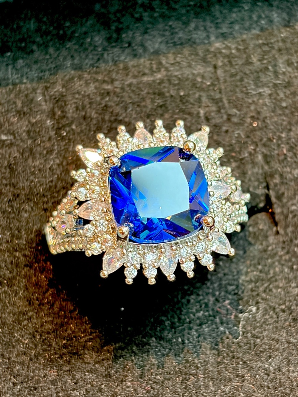 New 5ct Cushion-Cut Cornflower Blue Simulated Sapphire Statement Ring in 8